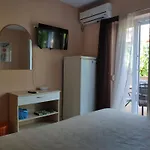 & Nora Διαμέρισμα *