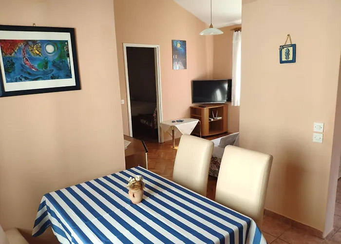 & Nora Apartmán Rab Town